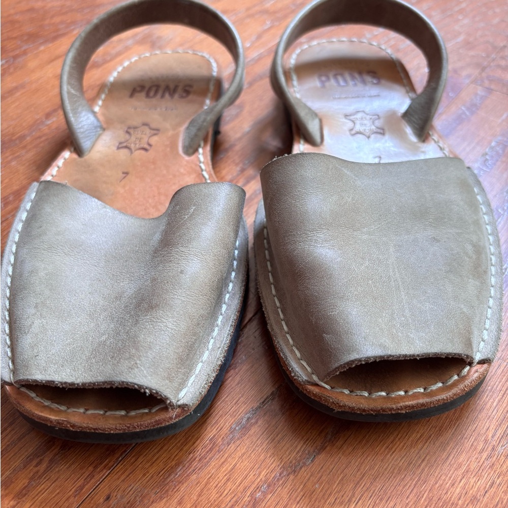 Avarca Pons Taupe Peep-toe Sandals- Great Condition